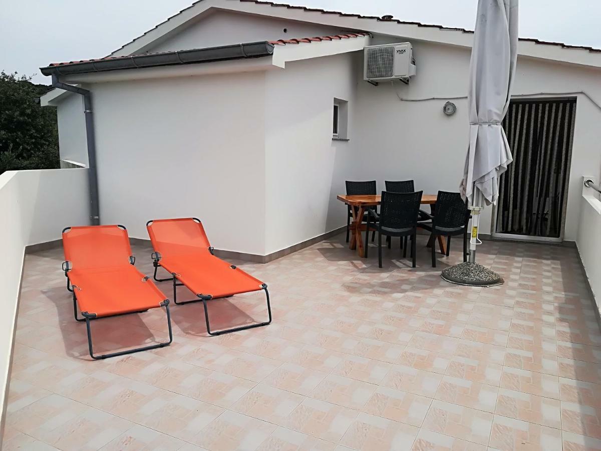 Apartman Rosanda 프레무다섬 외부 사진